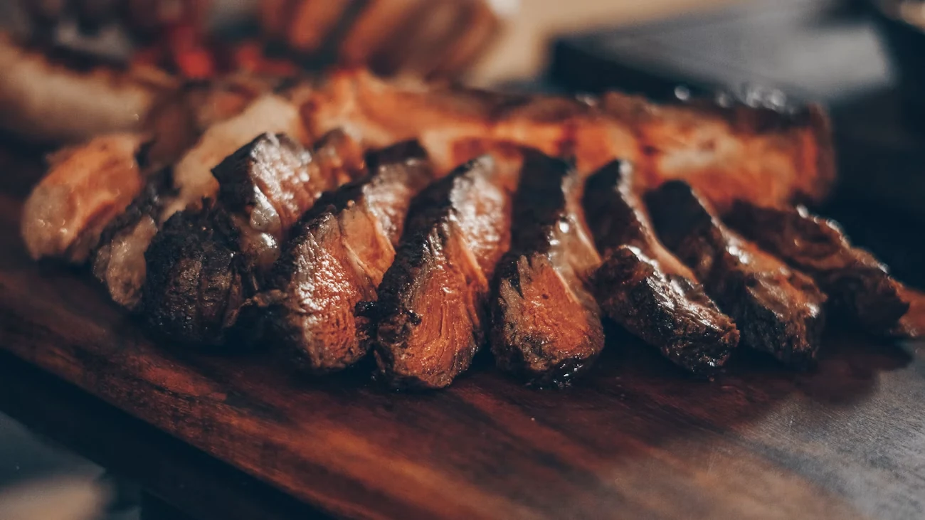 Proses pemanggangan steak